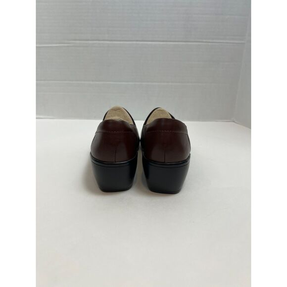 Women's Clarks' Brown May Marigold Loafers Size 7.5 - Picture 2 of 12